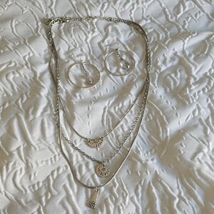 Elegant Silver Layered Necklace and Earring Set